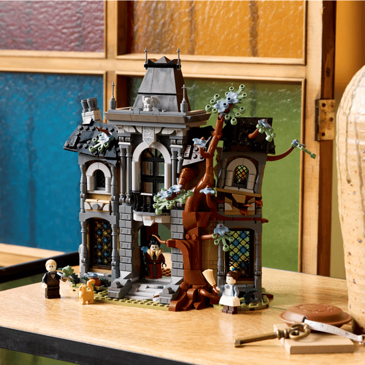 11383 LEGO® Icons Belediye Başkanının Malikanesi