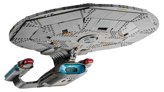 10356 LEGO® Icons Star Trek: U.S.S. Enterprise NCC-1701-D™ - 3
