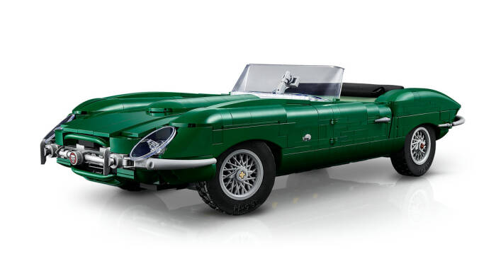 11381 LEGO® Icons Jaguar E-Type - 3