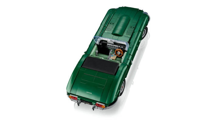 11381 LEGO® Icons Jaguar E-Type - 5