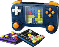 31380 LEGO® Creator Retro Oyun Konsolu - Creator 3-in-1