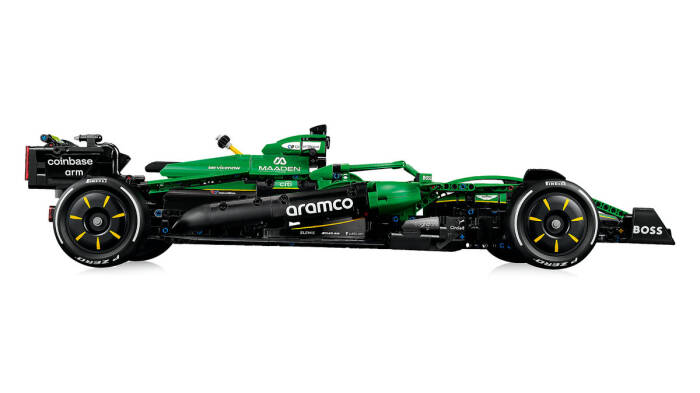 42240 LEGO® Technic Aston Martin Aramco AMR25 F1® Araba - 4