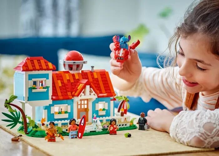 Lilo ve Stiç Plaj Evi
