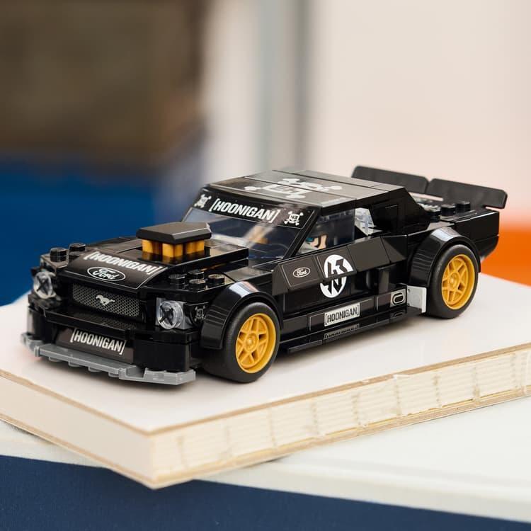 77262 LEGO® Speed Champions Ken Block'un '65 Ford Mustang Hoonicorn V1'i