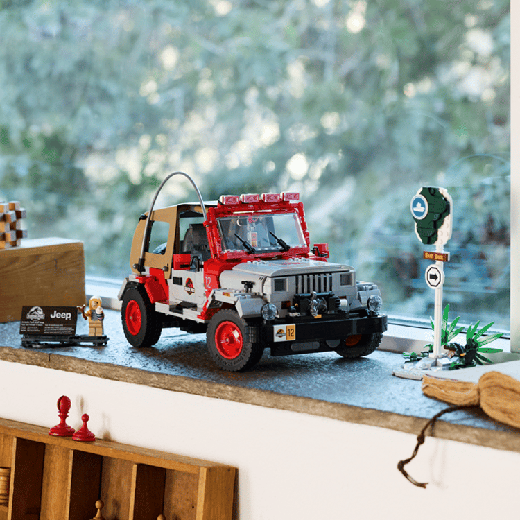 77984 LEGO® Jurassic World Jurassic Park Jeep® Wrangler