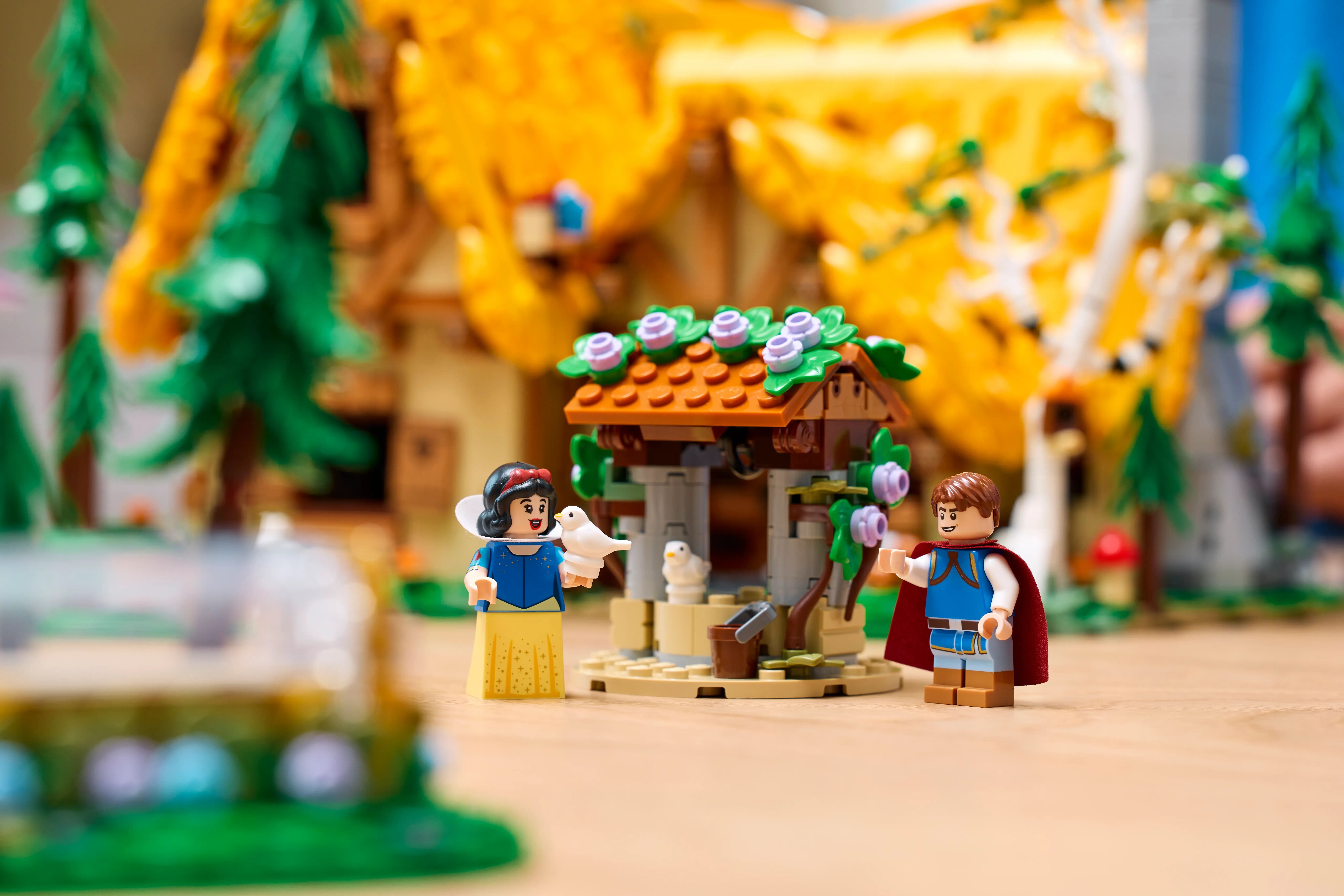 LEGO® Disney Princess Pamuk Prenses ve Yedi Cücelerin Evi