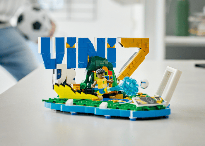 LEGO® Editions Vini Jr. – Unutulmaz Futbol Anları