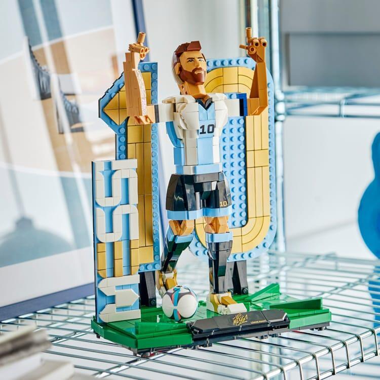 43015 LEGO® Editions Lionel Messi – Futbol Efsanesi