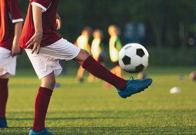 Çocuklarınızla deneyebileceğiniz futbol oyunları ve antrenmanları
