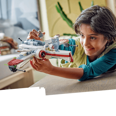 Çocuklar ve gençler için en iyi Star Wars™ hediye fikirleri