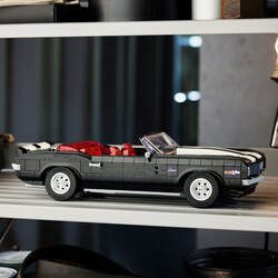 10304 LEGO ICONS Chevrolet Camaro Z28 - 4