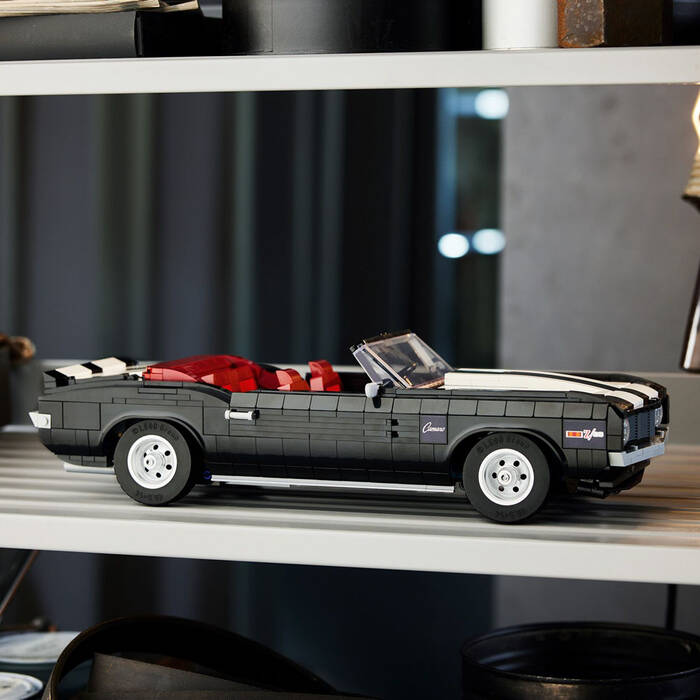 10304 LEGO ICONS Chevrolet Camaro Z28 - 4