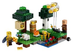 21165 LEGO® Minecraft™ Arı Çiftliği - LEGO Iconic