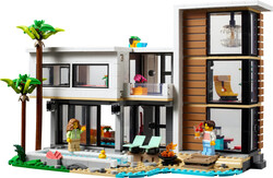 31153 LEGO® Creator Modern Ev - Creator 3-in-1