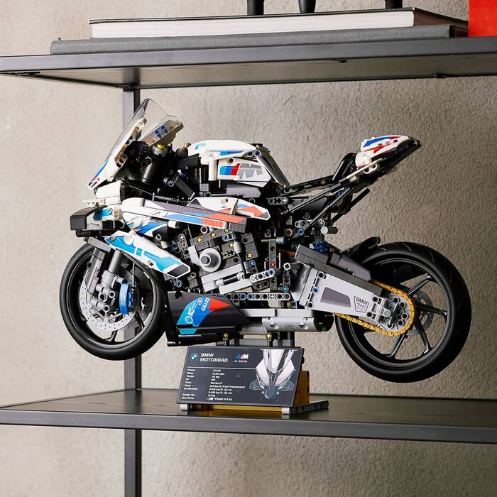 42130 LEGO Technic BMW M 1000 RR - 6