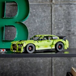 42138 LEGO® Technic Ford Mustang Shelby® GT500® - 7