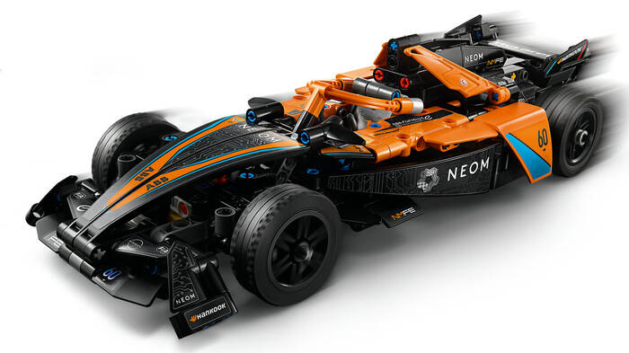 42169 LEGO® Technic NEOM McLaren Formula E Yarış Arabası - 6
