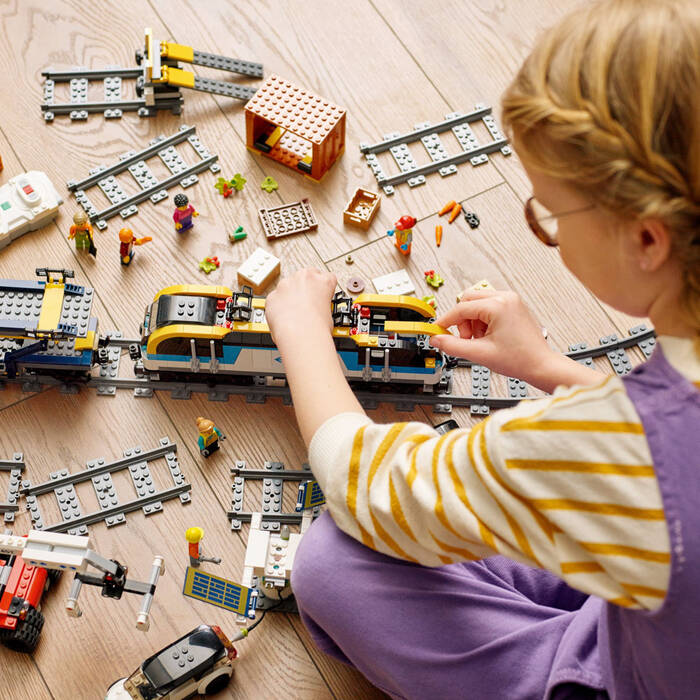 60336 LEGO City Yük Treni - 8