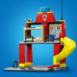 60375 LEGO® City İtfaiye Merkezi ve İtfaiye Kamyonu - 4
