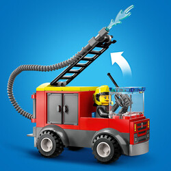60375 LEGO® City İtfaiye Merkezi ve İtfaiye Kamyonu - 5