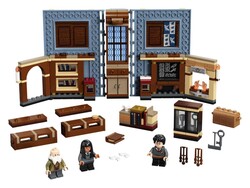 76385 LEGO® Harry Potter™ Hogwarts™ Anısı: Tılsım Dersi - LEGO Iconic